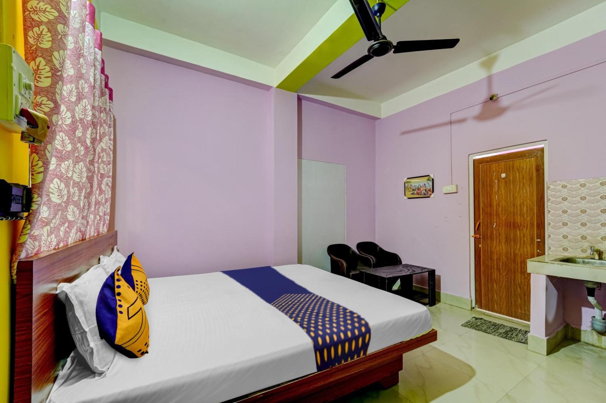 Hotel O Home Trimurti Guest House Гувахати Экстерьер фото